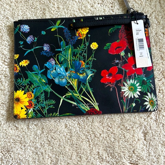 NWT Alice + Olivia UNIQUE Black with Flowers Envelope Clutch Purse 8x12 - Picture 1 of 4